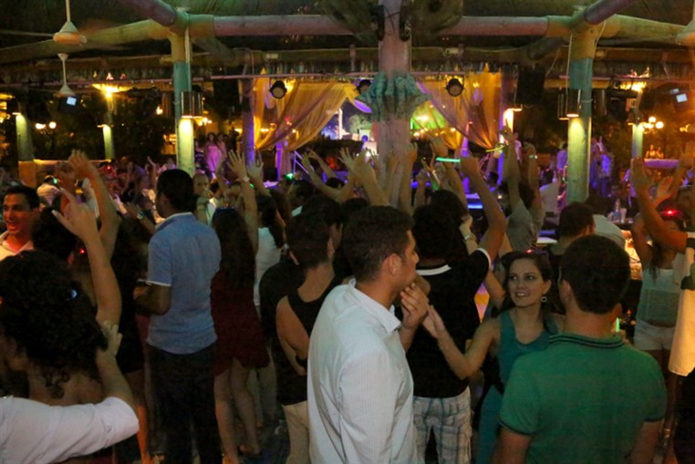 Glow Saturday Night Fever 